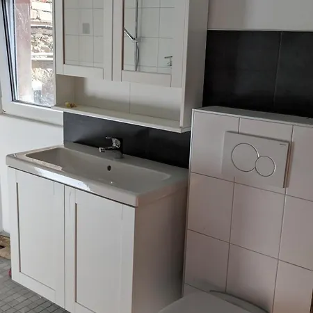 Schoenes, Geraeumiges Zuhause Apartment
