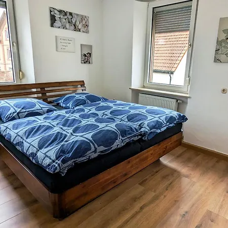 Apartment Schoenes, Geraeumiges Zuhause