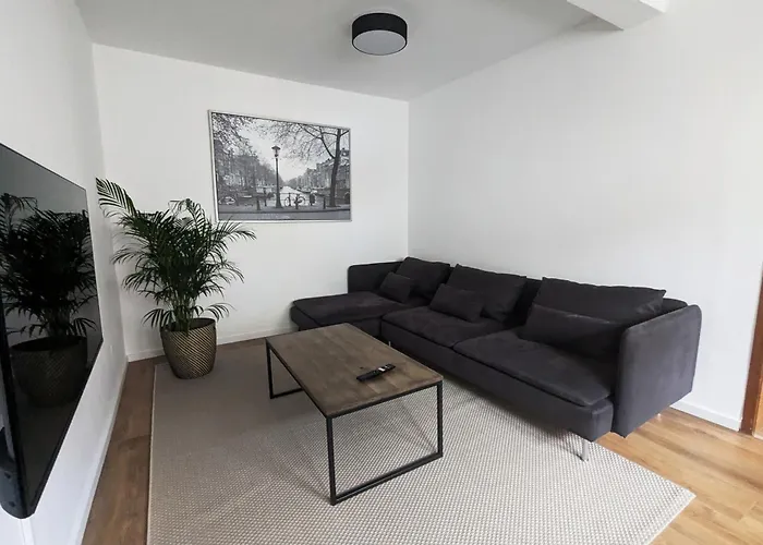 Schoenes, Geraeumiges Zuhause Apartamento